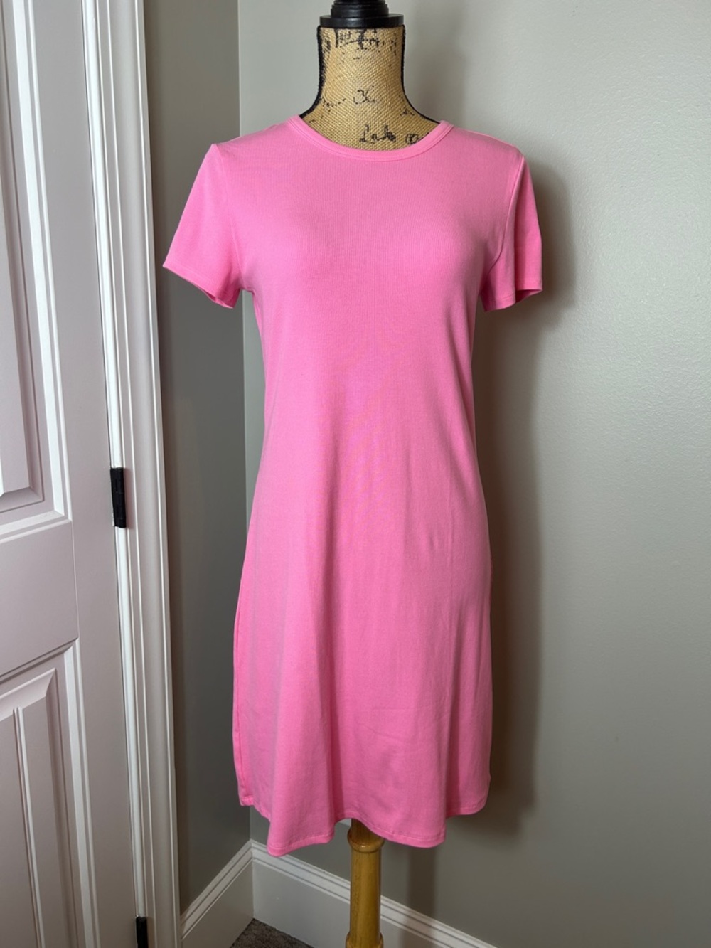 Athleta Pink Ribbed T dress medium new without tags